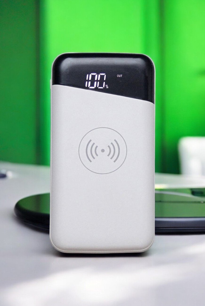 Led Ekranlı Wireless Powerbank 10.000 mAh